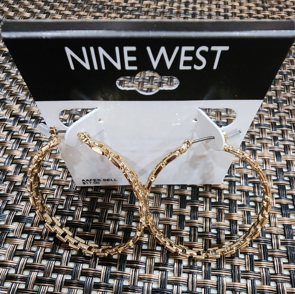 NWT Earring For Womens. - Picture 6 of 7